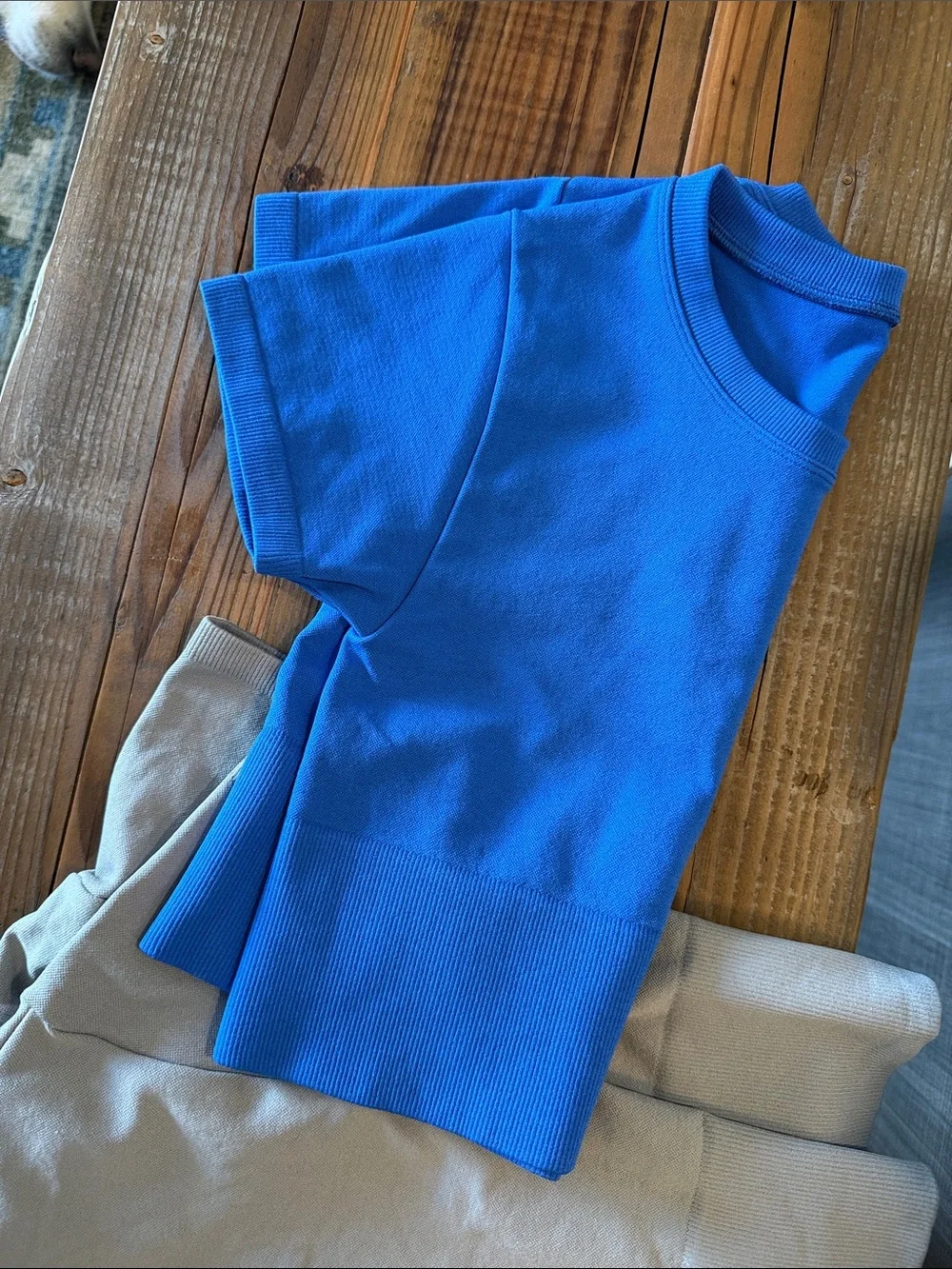 Women’s Offline by Aerie Tops - Picture 8 of 8